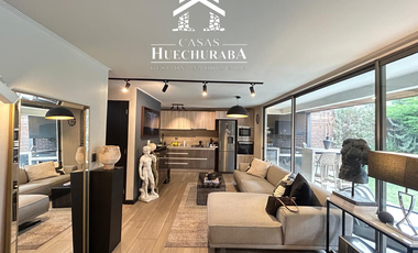 Casa premium en venta en Punta Nogales Huechuraba con piscina y terrazas