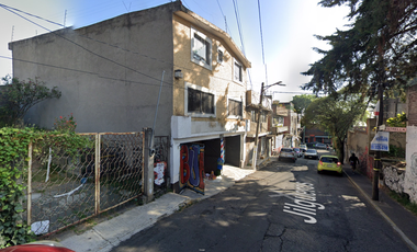 CASA EN JILGUEROS, LOS PADRES, MAGDALENA CONTRERAS, CIUDAD DE MÉXICO. ¡NO CREDITOS !