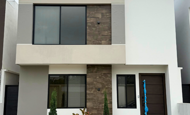 CASA EN VENTA URBANIZACION PORTAL DEL RÍO