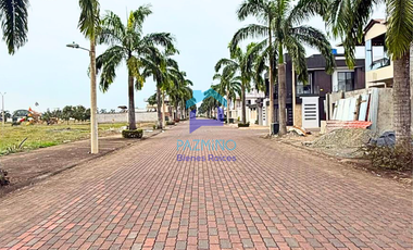 Terreno en venta – Urbanización Zhara (Pasaje)