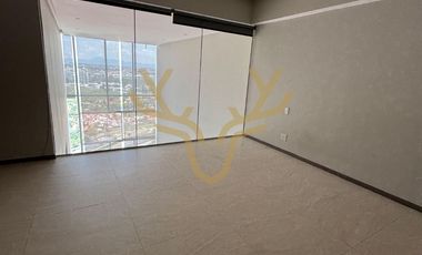 PENTHOUSE EN RENTA EN PARK LIFE