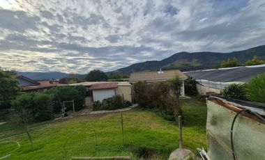 Exclusiva Parcela con 3 Casas, Piscina y Amplias Áreas Verdes en La Cruz – 5.060 m² de Terreno