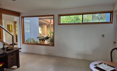 Exclusiva Parcela con 3 Casas, Piscina y Amplias Áreas Verdes en La Cruz – 5.060 m² de Terreno