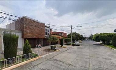 CASA EN REMATE EN NAUCALPAN DE JUAREZ CIUDAD SATELITE