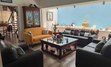 Casa en Venta en Pedregal en Calle Cerrada con Vigilancia