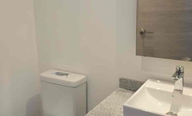 HERMOSO DEPARTAMENTO DE 2 HABITACIONES/ EDIFICIO DE LUJO/SECTOR CAROLINA