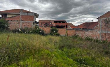 terreno en venta cerca de la Emov a la entrada de misicata parroquia yanuncay baños son 3 lotes