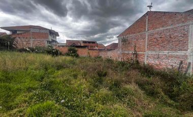 terreno en venta cerca de la Emov a la entrada de misicata parroquia yanuncay baños son 3 lotes