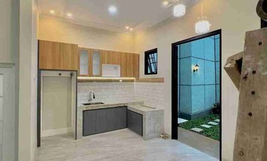 Jual Rumah American Classic Dalam Townhouse  Dekat Cilandak Jakaarta