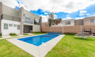 IDEAL PARA HOME OFFICE SE RENTA EN CUAUTLANCINGO PUEBLA DEPARTAMENTO EN FRACCIONAMIENTO CON BUSINESS CENTER CON INTERNET, ALBERCA, ELEVADOR, GYM 2 o 3 RECÁMARAS, COCHERA 2 AUTOS