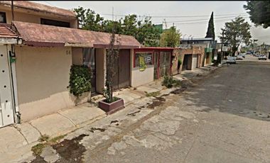 VENTA DE CASA EN FUNTES DEL VALLE, MEXICO