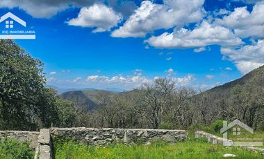 TERRENO ÚNICO EN LA CIMA DEL FRACC. SAN CAYETANO CON VISTA TOTAL A LOS 4 PUNTOS CARDINALES