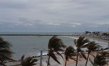 DEPARTAMENTO AMUEBLADO EN RENTA CON VISTA AL MAR EN VERACRUZ, VER