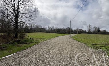 Parcelas Valdivia sector Cudico, orilla  carretera Valdivia- Mariquina