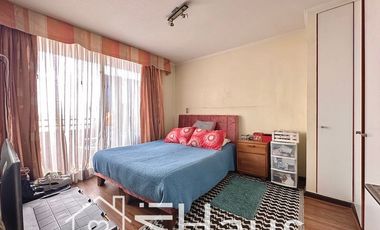 Cómodo departamento, 1 dormitorio en suite, terraza, linda vista despejada en noveno piso. Bodega.