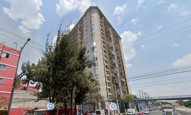 Departamento en venta en Av. Francisco de Paso y Troncoso, col. Granjas México, Iztacalco, CDMX