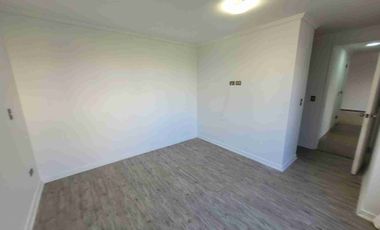 Amplio departamento en condominio