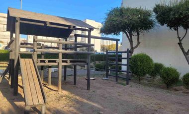 Amplio departamento en condominio