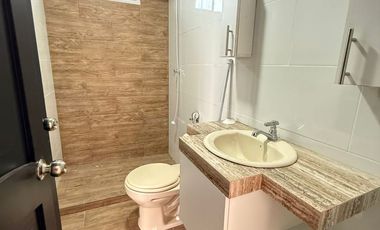 Casa en Alquiler – Colinas de los Ceibos, Guayaquil