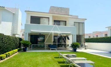 $10,990.000.00 MXN  VILLA EN VENTA