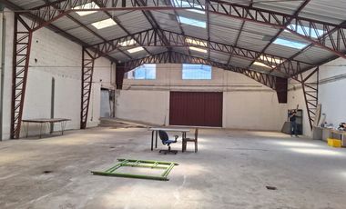 VENTA O ARRIENDO GALPON EN SAN ISIDRO DEL INCA