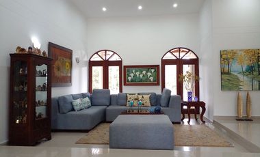 Casa en arriendo en el sector Altos de Palmas