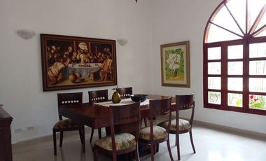 Casa en arriendo en el sector Altos de Palmas