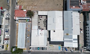 Local comercial en Venta de 680 m2 sobre Bernardo Quintana, Querétaro