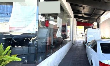 Local comercial en Venta de 680 m2 sobre Bernardo Quintana, Querétaro