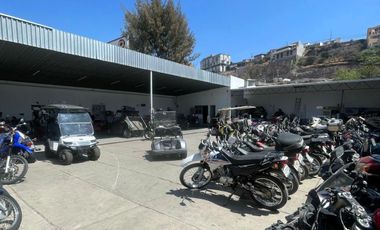 Local comercial en Venta de 680 m2 sobre Bernardo Quintana, Querétaro