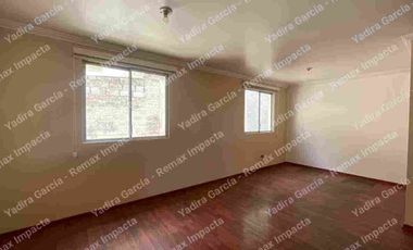 CASA EN VENTA JARDINES DE CARCELÉN