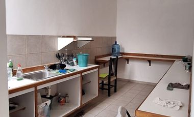 Local/bodega comercial en Venta, de 408 m2 en Santa Bárbara, Corregidora