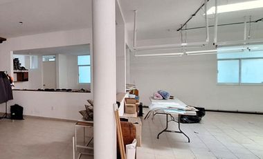 Local/bodega comercial en Venta, de 408 m2 en Santa Bárbara, Corregidora