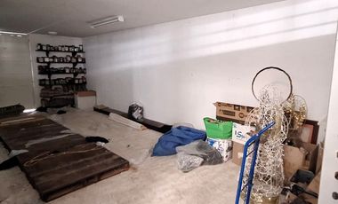 Local/bodega comercial en Venta, de 408 m2 en Santa Bárbara, Corregidora