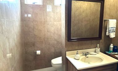 Venta de Espacio Corporativo cerca de Av. Constituyentes, Qro.