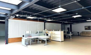 Venta de Espacio Corporativo cerca de Av. Constituyentes, Qro.