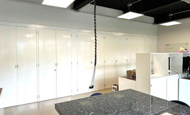 Venta de Espacio Corporativo cerca de Av. Constituyentes, Qro.