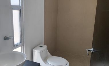 Rento casa en fraccionamiento bosques de sanctorum en cuautlancingo