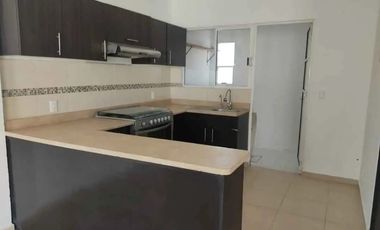 Rento casa en fraccionamiento bosques de sanctorum en cuautlancingo