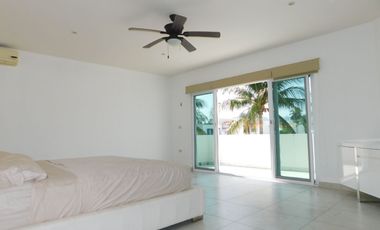 Casa en renta amueblada en isla dorada zona hotelera; Cancún Q. Roo