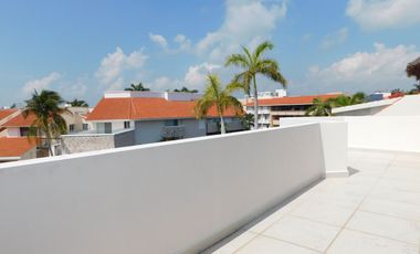 Casa en renta amueblada en isla dorada zona hotelera; Cancún Q. Roo