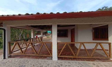 VENDO PARCELA  LEBRIJA FRENTE AL MIRADOR DEL AEROPUERTO FRENTE AL RESTAURANTE LA CUCHARA DE PALO