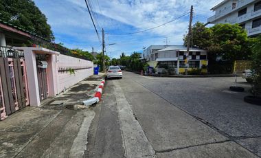 Prime Commercial Land in Muang Thong Thani – Road Access from both sides of the Plot! 226 sq.w. Chaeng Watthana-Pak Kret 33 Suitable for any type of B