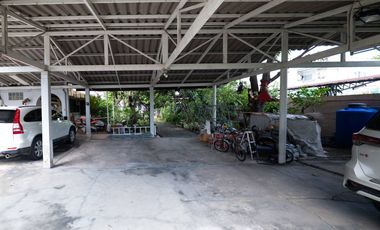 Prime Commercial Land in Muang Thong Thani – Road Access from both sides of the Plot! 226 sq.w. Chaeng Watthana-Pak Kret 33 Suitable for any type of B
