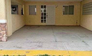 SE VENDE CASA DE 3 HABITACIONES