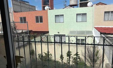 SE VENDE CASA DE 3 HABITACIONES