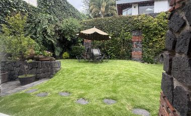 Venta casa duplex en fraccionamiento con Jardin