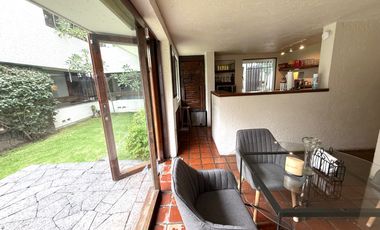 Venta casa duplex en fraccionamiento con Jardin