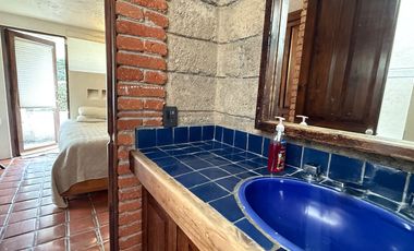 Venta casa duplex en fraccionamiento con Jardin