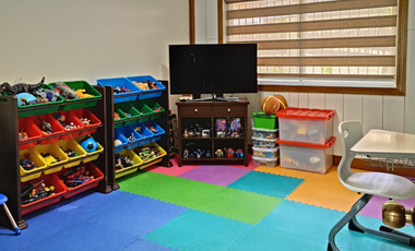 GREENWOODS EXC VILLAGE FOR SALE HOUSE AND LOT